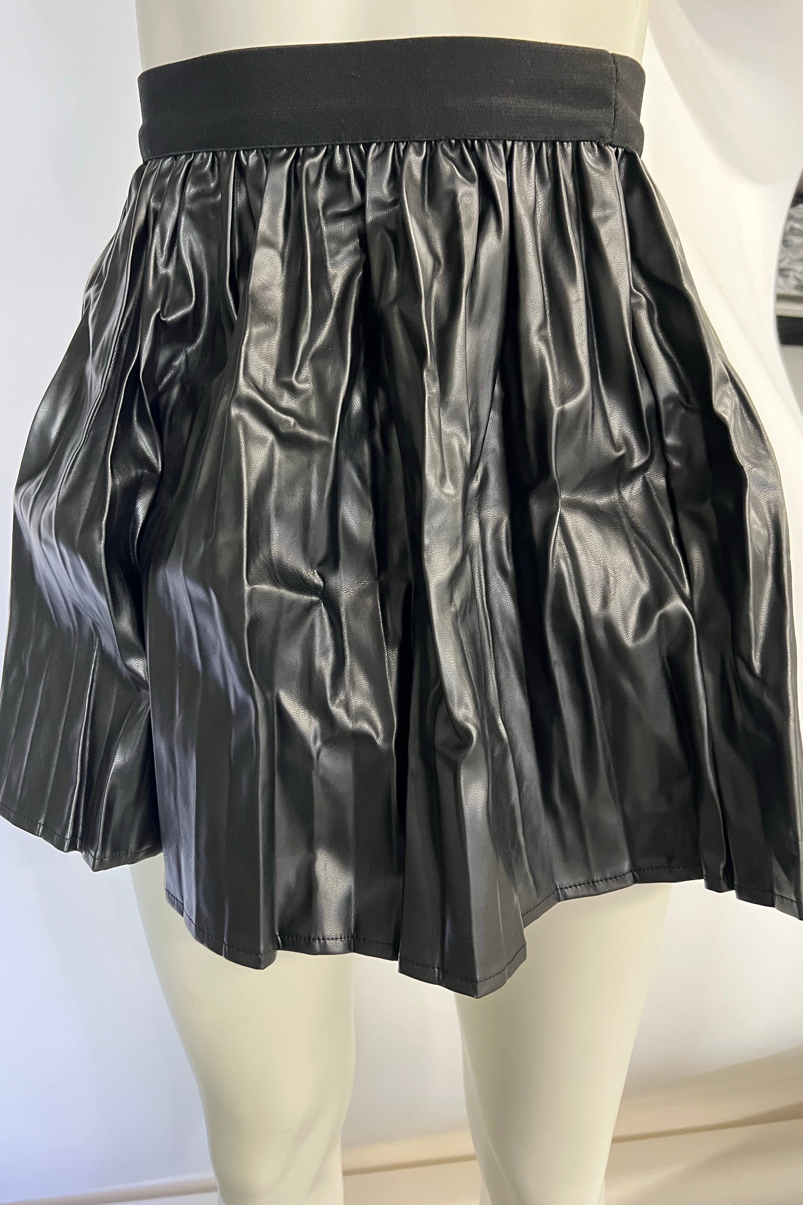Leather Pleated Skirt - Size Small