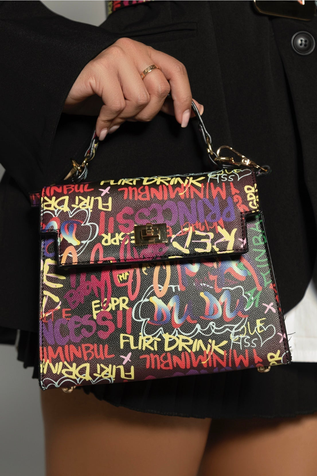 Medium Street Art Bag - Black